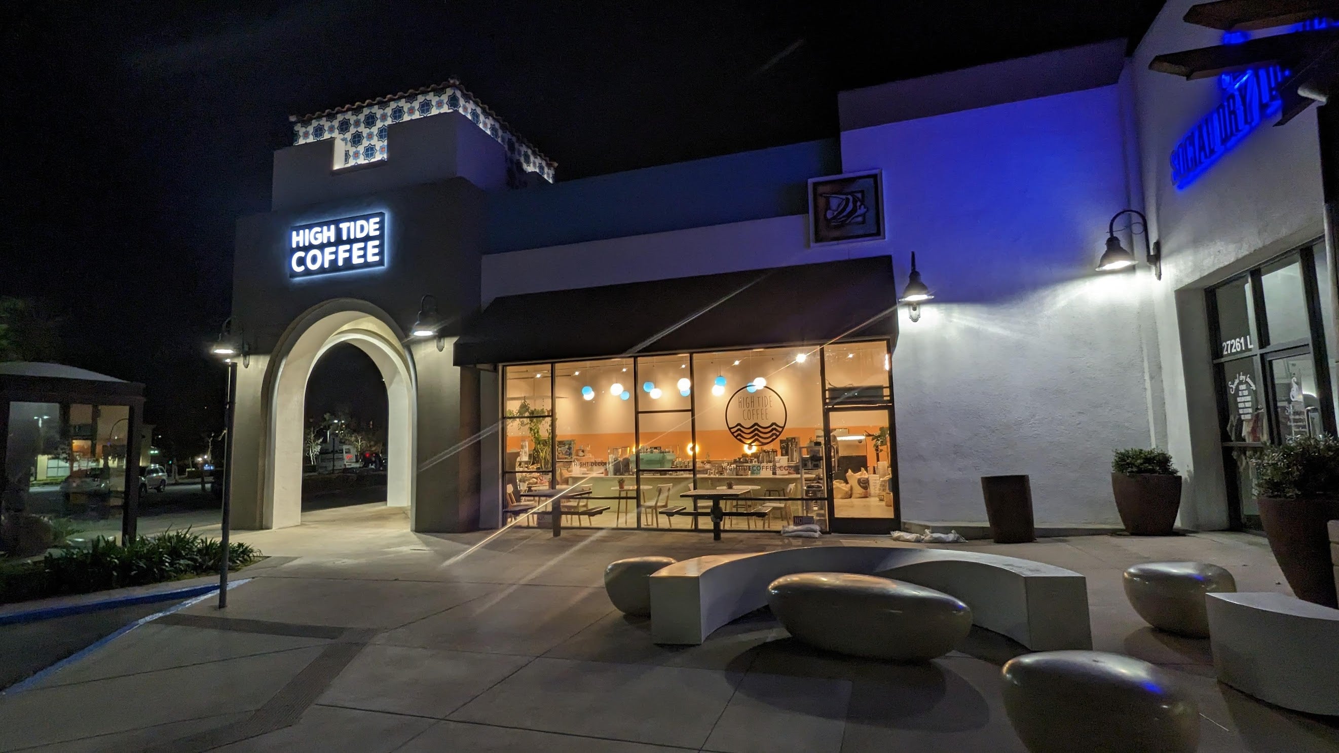 Night Shot of front of High Tide Coffee in Laguna Niguel